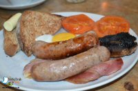 Breakfast At Hackwood Farm, Radbourne