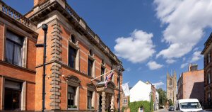 Derbys Cathedral Quarter Hotel opens its doors this Christmas to help tackle loneliness in the city
