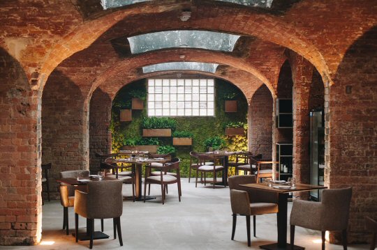 Alchemilla hosts a very special supper with the Little Beauty Wine Estate