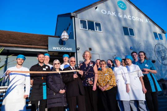 Deputy Mayor Reopens New Look Oak & Acorn, Oakwood