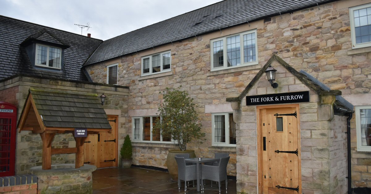 Pie Night at The White Hart, Moorwood Moor – A Proper Derbyshire Treat