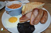 Breakfast At Hackwood Farm, Radbourne