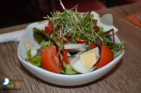 A Bank Holiday Lunch At The Knockerdown Inn Nr Carsington Water