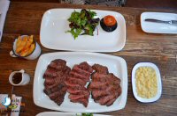 A Steak Flight At Butchers Bar & Steakhouse, Long Eaton