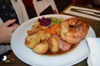 A Family Sunday Lunch At The Lescar, Sheffield