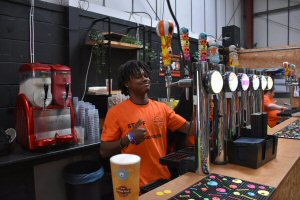 Sticky Beak Drops In For Wingfest 2025