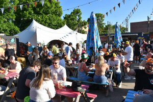 Sticky Beak Drops In For Wingfest 2025
