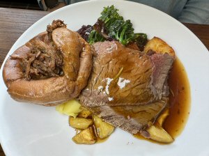 Sunday Lunch At The Scotsmans Pack, Hathersage