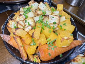 A Visit To The Cricketts Inn, Acresford, September 2026