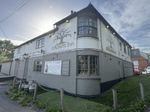 A Visit To The Cricketts Inn, Acresford, September 2026