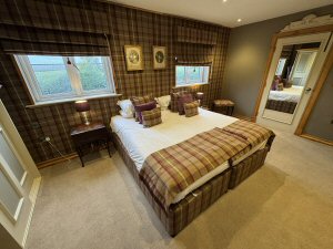 A Visit To Ye Olde Bell Hotel, Barnby Moor, September 2026